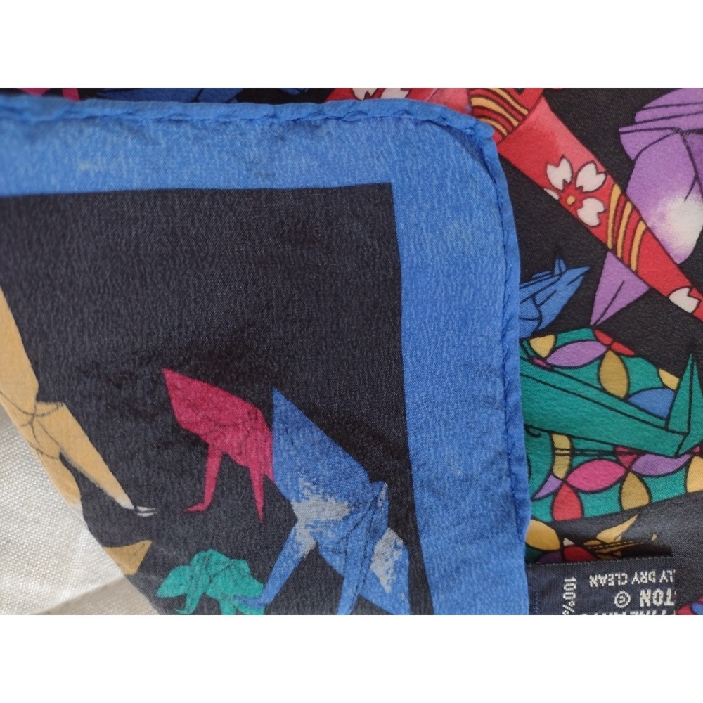 Boston Museum Of Fine Arts Silk Scarf 34" Origami Cranes Colorful Asian - Picture 8 of 13